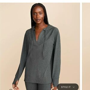 NWT Lou and Grey Heathered Luvstretch Hoodie size S